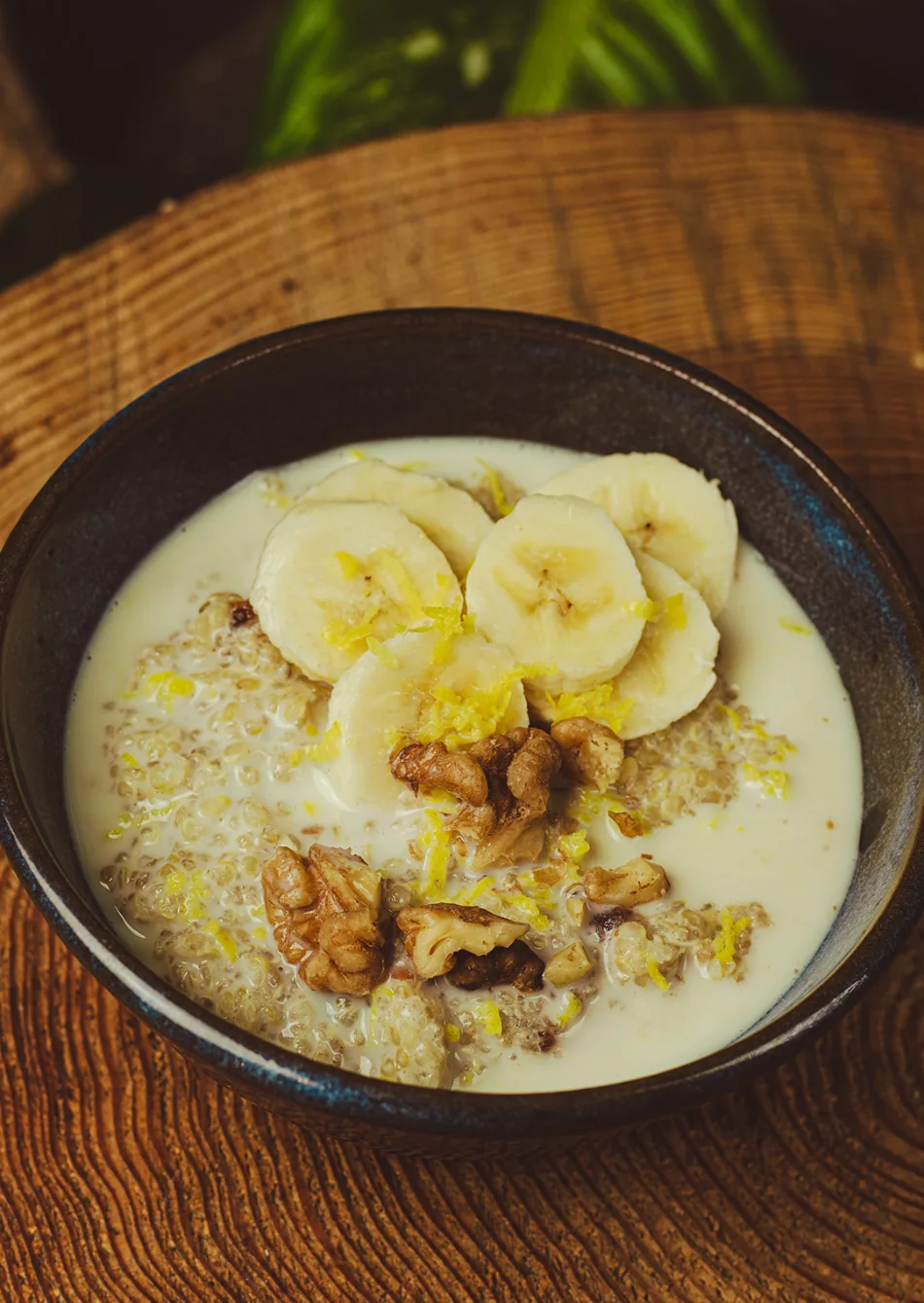 quinoa-breakfast-bowl-recipes-lemon-miso-date-pre-ski-meal